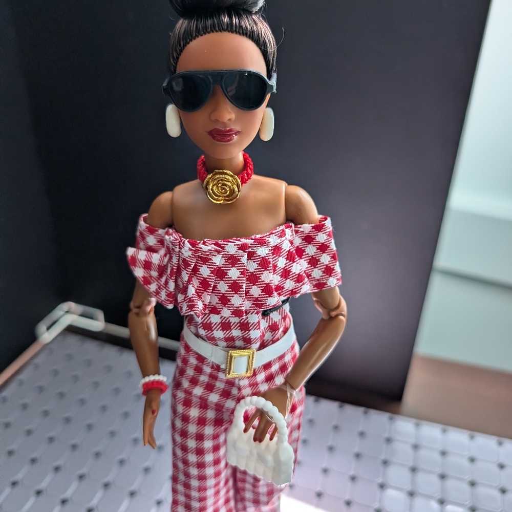 Barbie Basics AA Model 8 Custom  Restyled - Picture 5 of 12